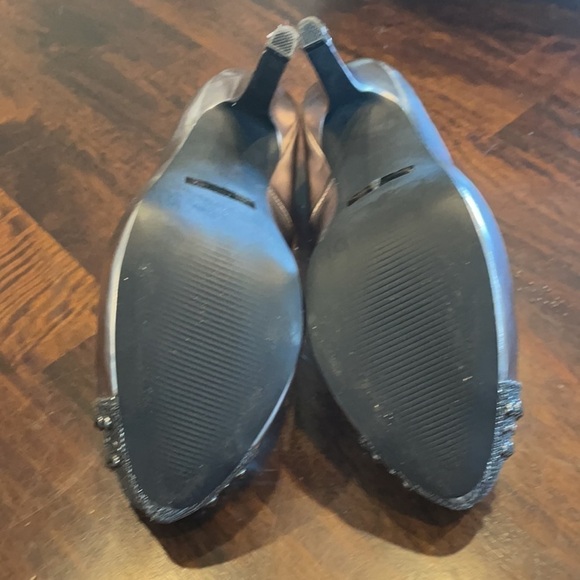 Penny Loves Kenny Silver Platform Heels - Picture 5 of 7